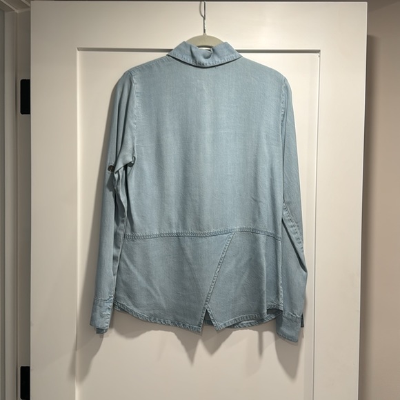 Splendid Chambray button down - Picture 4 of 4